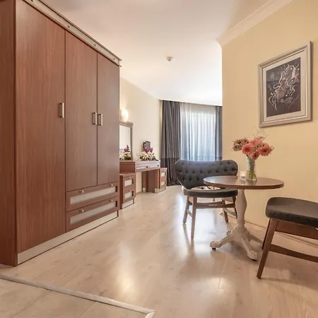 Grand Viking Szálloda Kemer