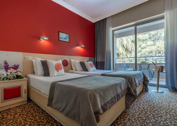 Grand Viking Hotel 4*